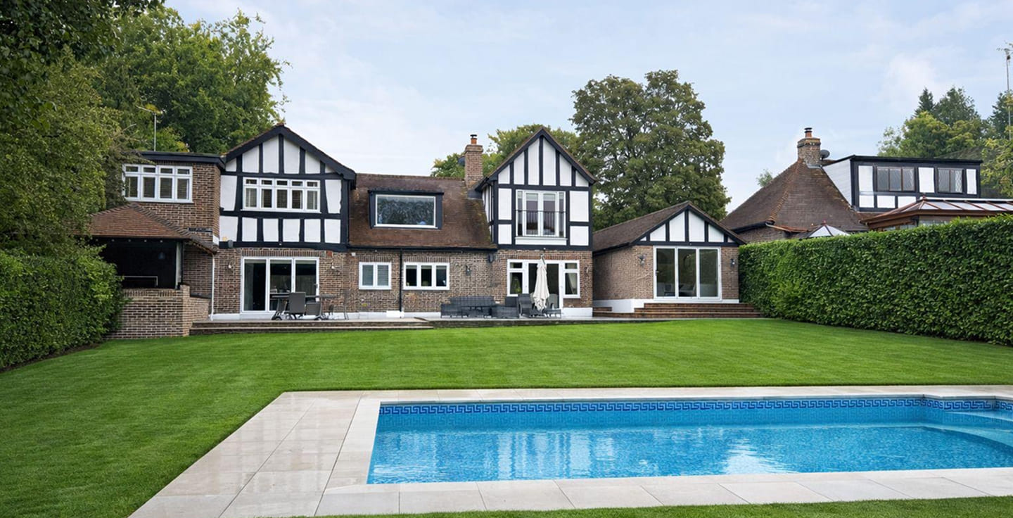Farleigh main img